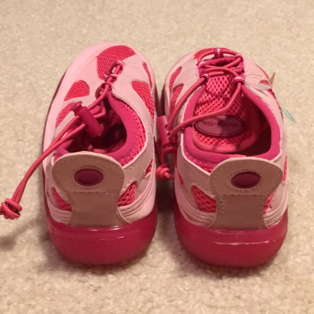 NIB stride rite water shoes